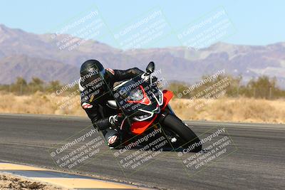 media/Feb-13-2022-SoCal Trackdays (Sun) [[c9210d39ca]]/Turn 7 Inside (1040am)/